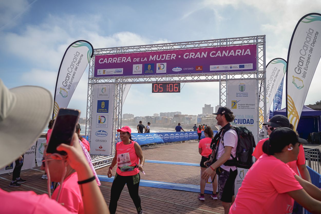 Las fotos de meta de la Carrera de la Mujer de Gran Canaria 11 50 17 15701 O