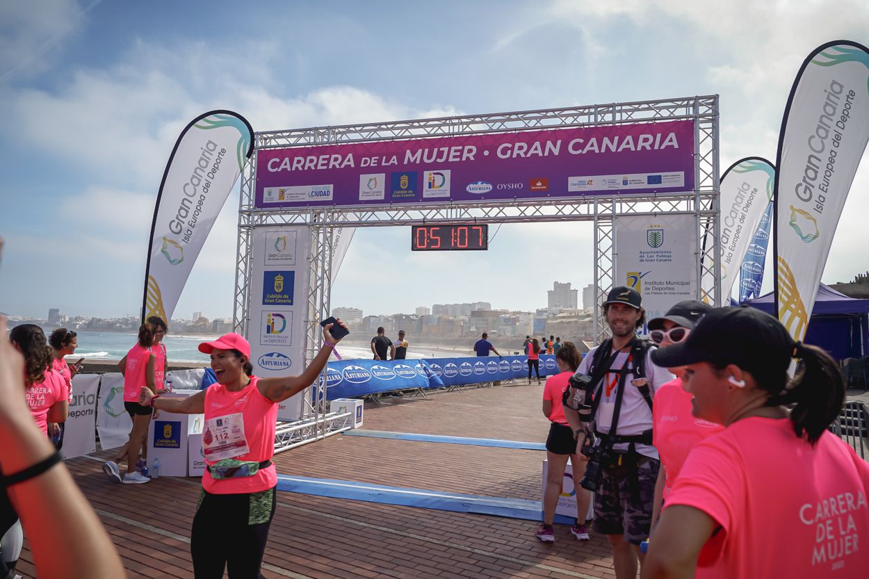 Las fotos de meta de la Carrera de la Mujer de Gran Canaria 11 50 18 15701 O