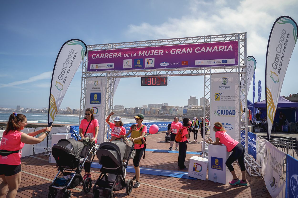 Las fotos de meta de la Carrera de la Mujer de Gran Canaria 12 29 45 15701 O
