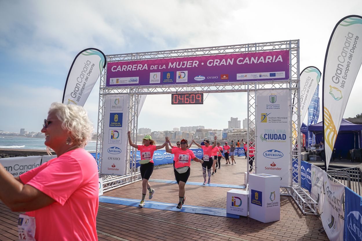 Las fotos de meta de la Carrera de la Mujer de Gran Canaria 11 45 20 15701 O