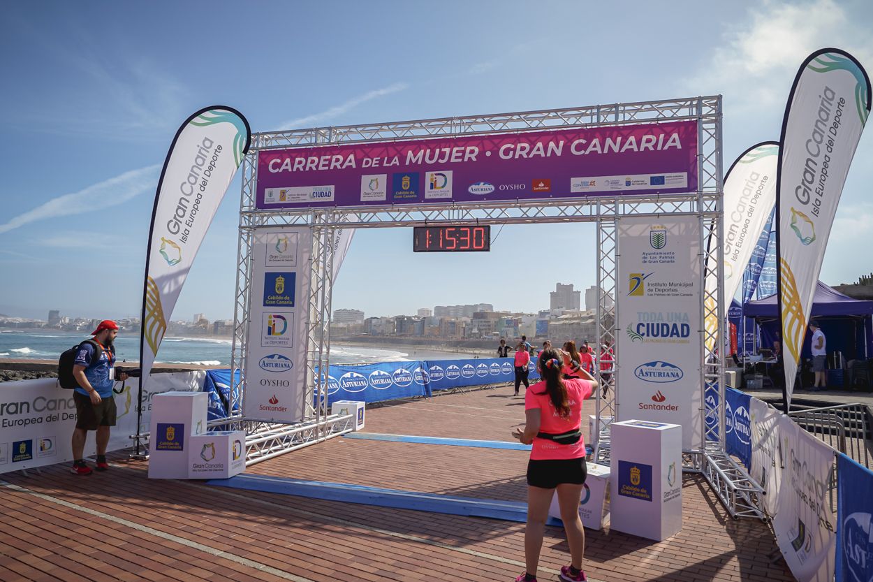 Las fotos de meta de la Carrera de la Mujer de Gran Canaria 12 14 41 15701 O