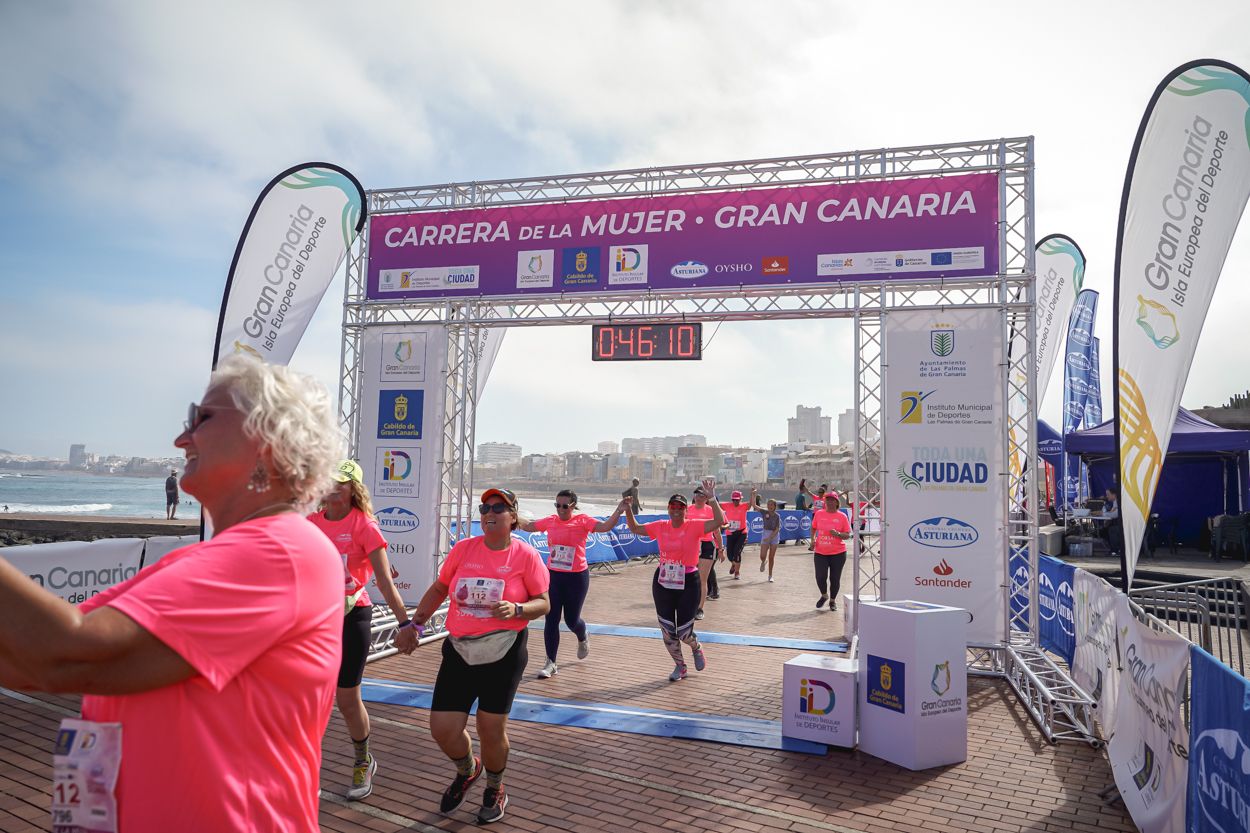 Las fotos de meta de la Carrera de la Mujer de Gran Canaria 11 45 21 15701 O
