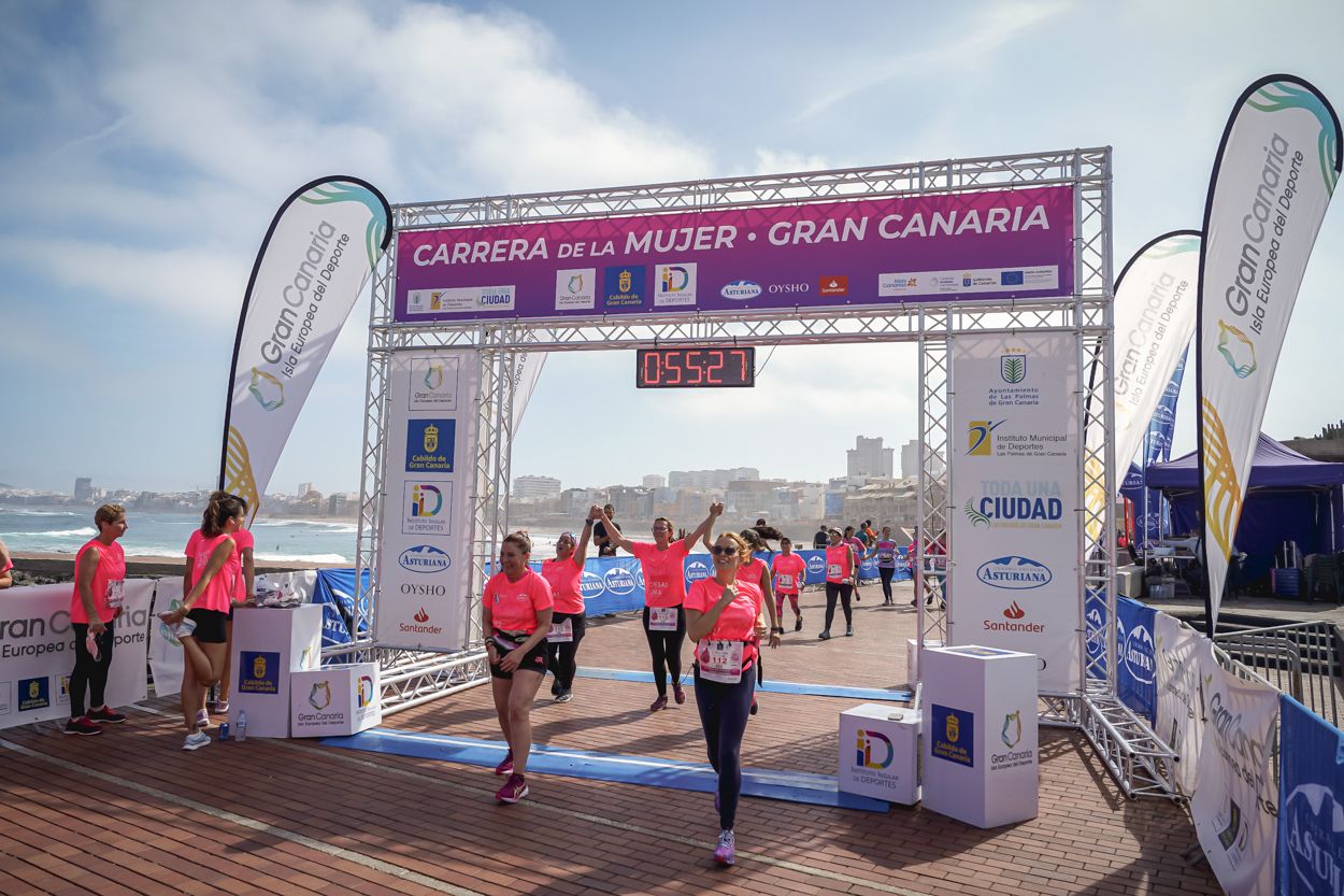 Las fotos de meta de la Carrera de la Mujer de Gran Canaria 11 54 38 15701 O