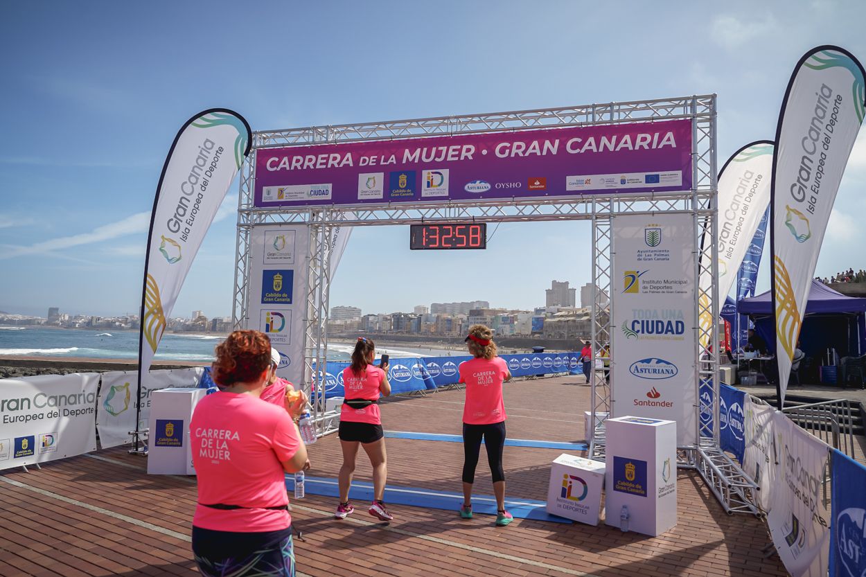 Las fotos de meta de la Carrera de la Mujer de Gran Canaria 12 32 09 15701 O
