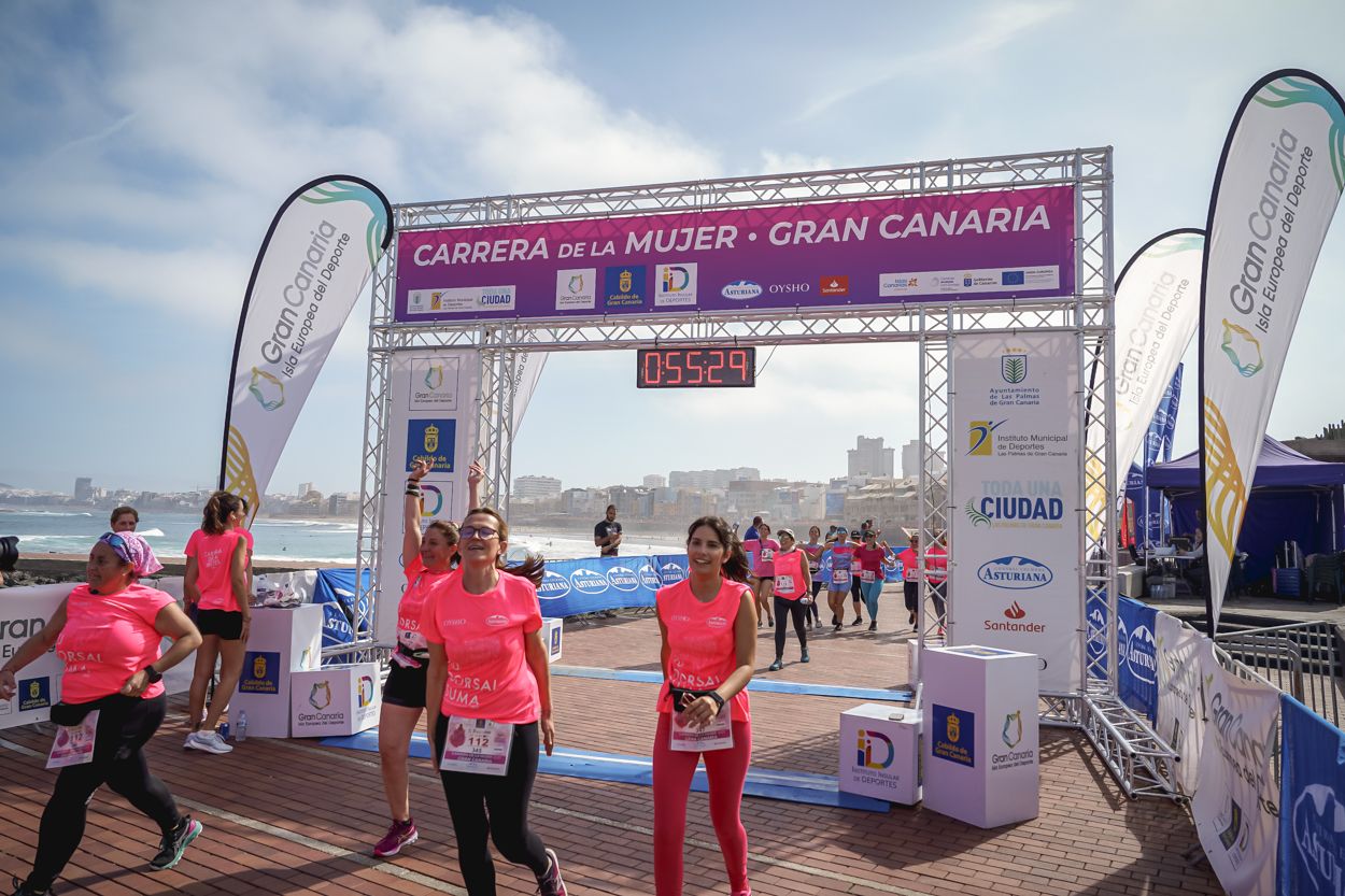 Las fotos de meta de la Carrera de la Mujer de Gran Canaria 11 54 40 15701 O