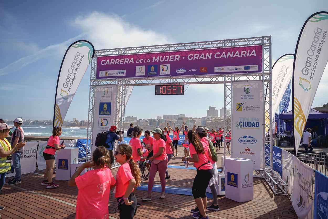 Las fotos de meta de la Carrera de la Mujer de Gran Canaria 12 04 37 15701 O