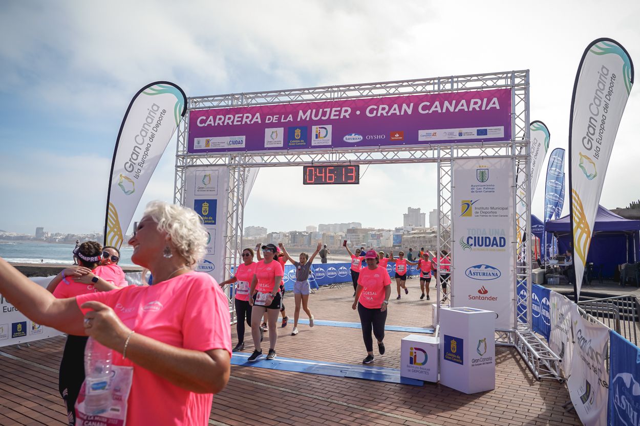 Las fotos de meta de la Carrera de la Mujer de Gran Canaria 11 45 24 15701 O