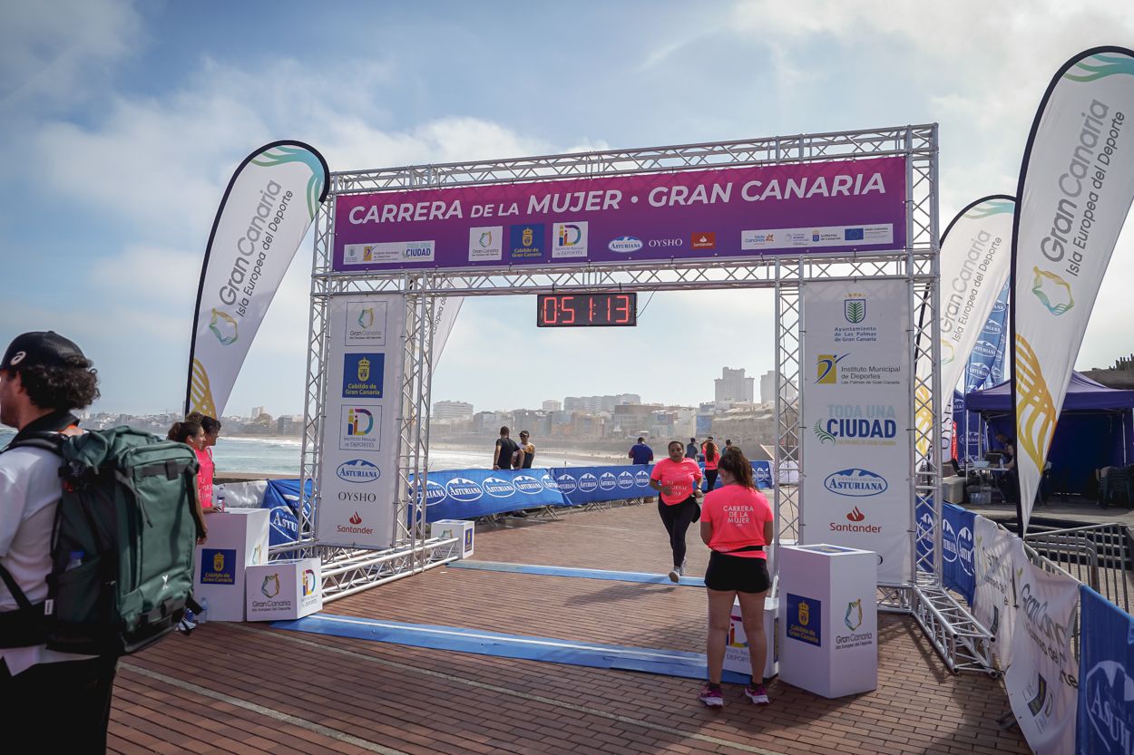 Las fotos de meta de la Carrera de la Mujer de Gran Canaria 11 50 24 15701 O