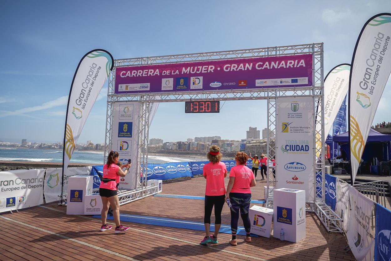 Las fotos de meta de la Carrera de la Mujer de Gran Canaria 12 32 12 15701 O