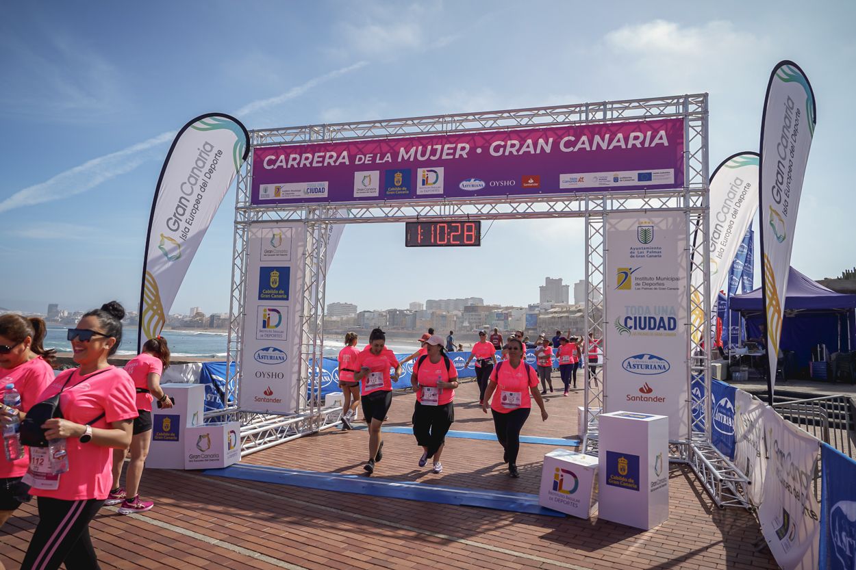 Las fotos de meta de la Carrera de la Mujer de Gran Canaria 12 09 39 15701 O