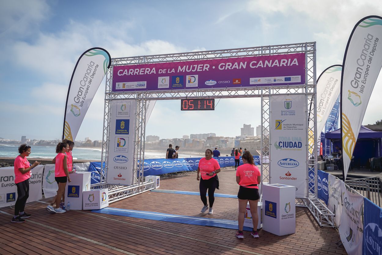 Las fotos de meta de la Carrera de la Mujer de Gran Canaria 11 50 25 15701 O