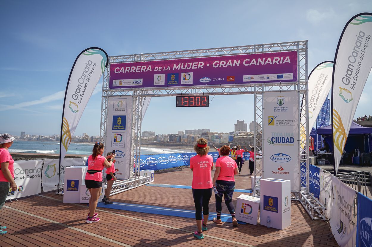 Las fotos de meta de la Carrera de la Mujer de Gran Canaria 12 32 13 15701 O