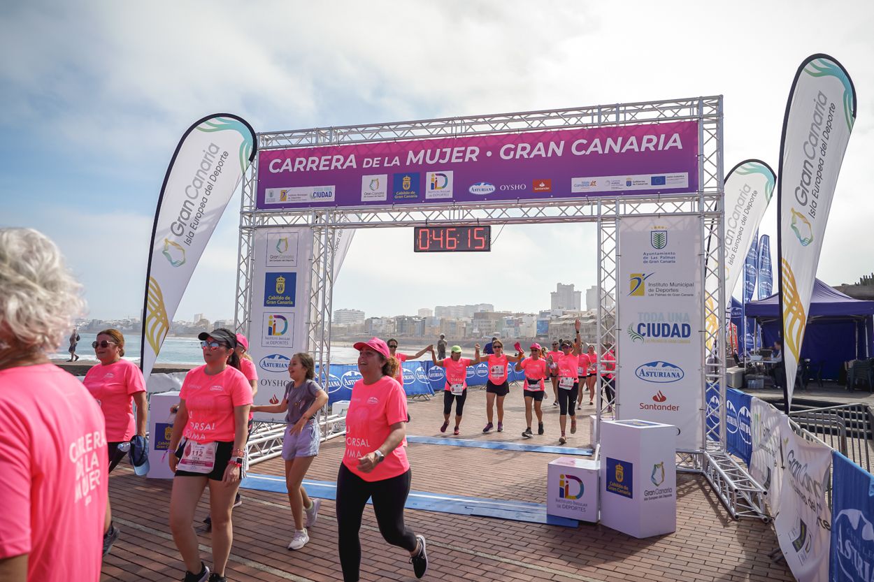 Las fotos de meta de la Carrera de la Mujer de Gran Canaria 11 45 26 15701 O