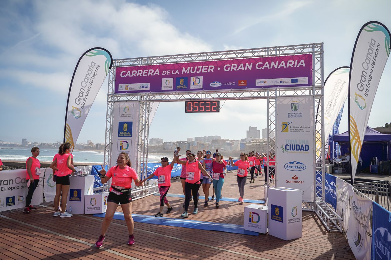 Las fotos de meta de la Carrera de la Mujer de Gran Canaria 11 54 43 15701 O