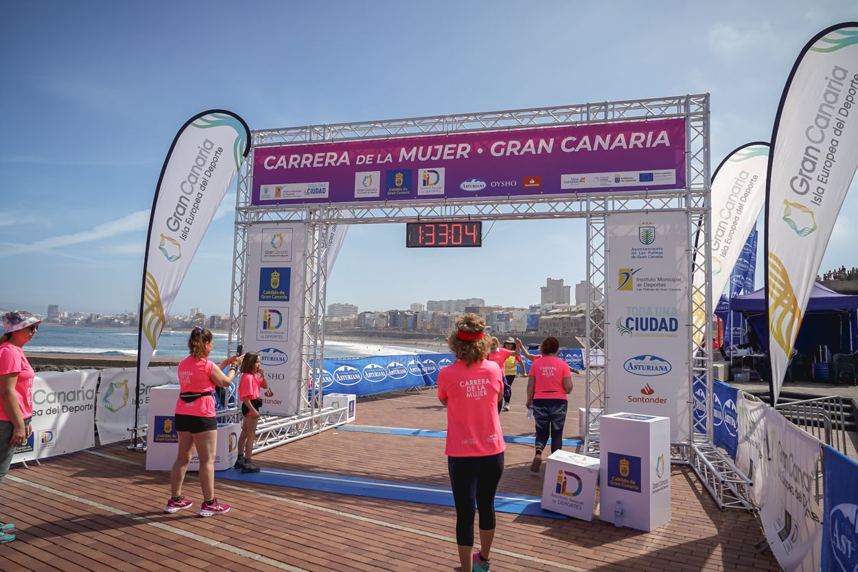 Las fotos de meta de la Carrera de la Mujer de Gran Canaria 12 32 15 15701 O