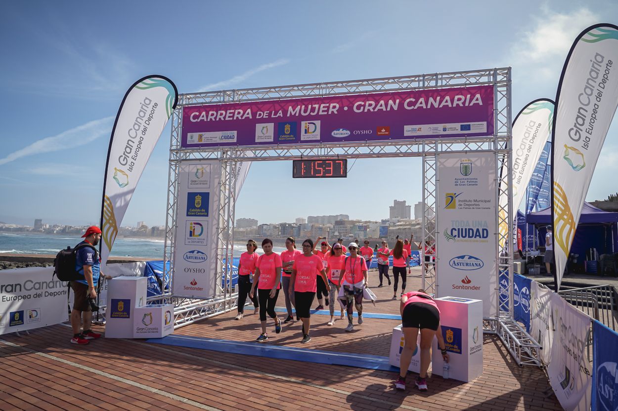 Las fotos de meta de la Carrera de la Mujer de Gran Canaria 12 14 48 15701 O