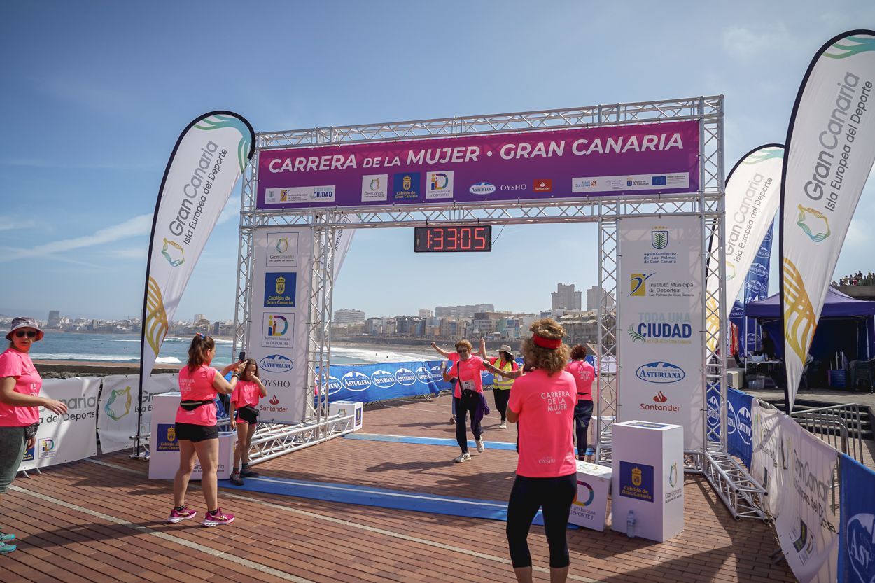 Las fotos de meta de la Carrera de la Mujer de Gran Canaria 12 32 16 15701 O
