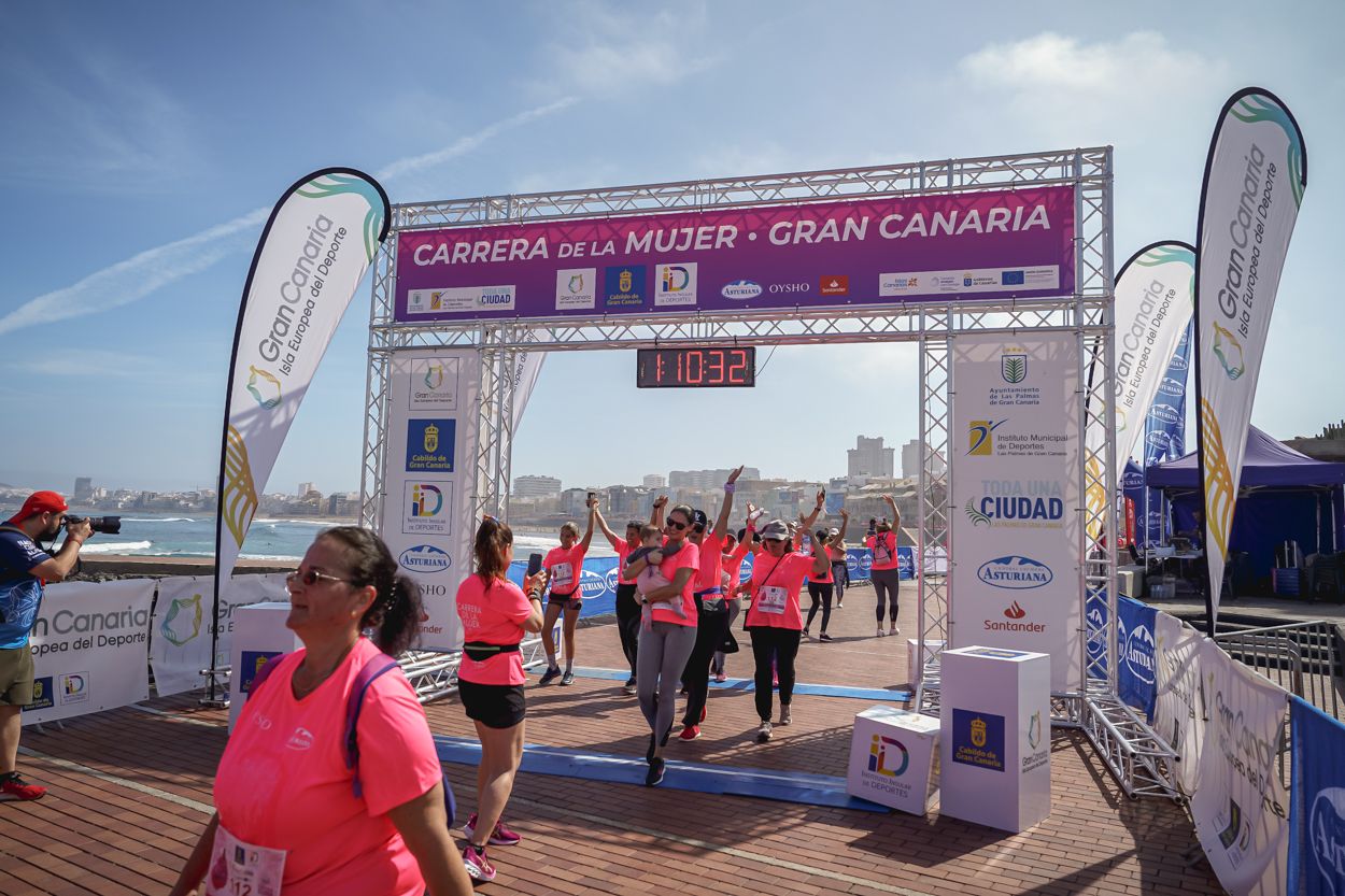 Las fotos de meta de la Carrera de la Mujer de Gran Canaria 12 09 43 15701 O