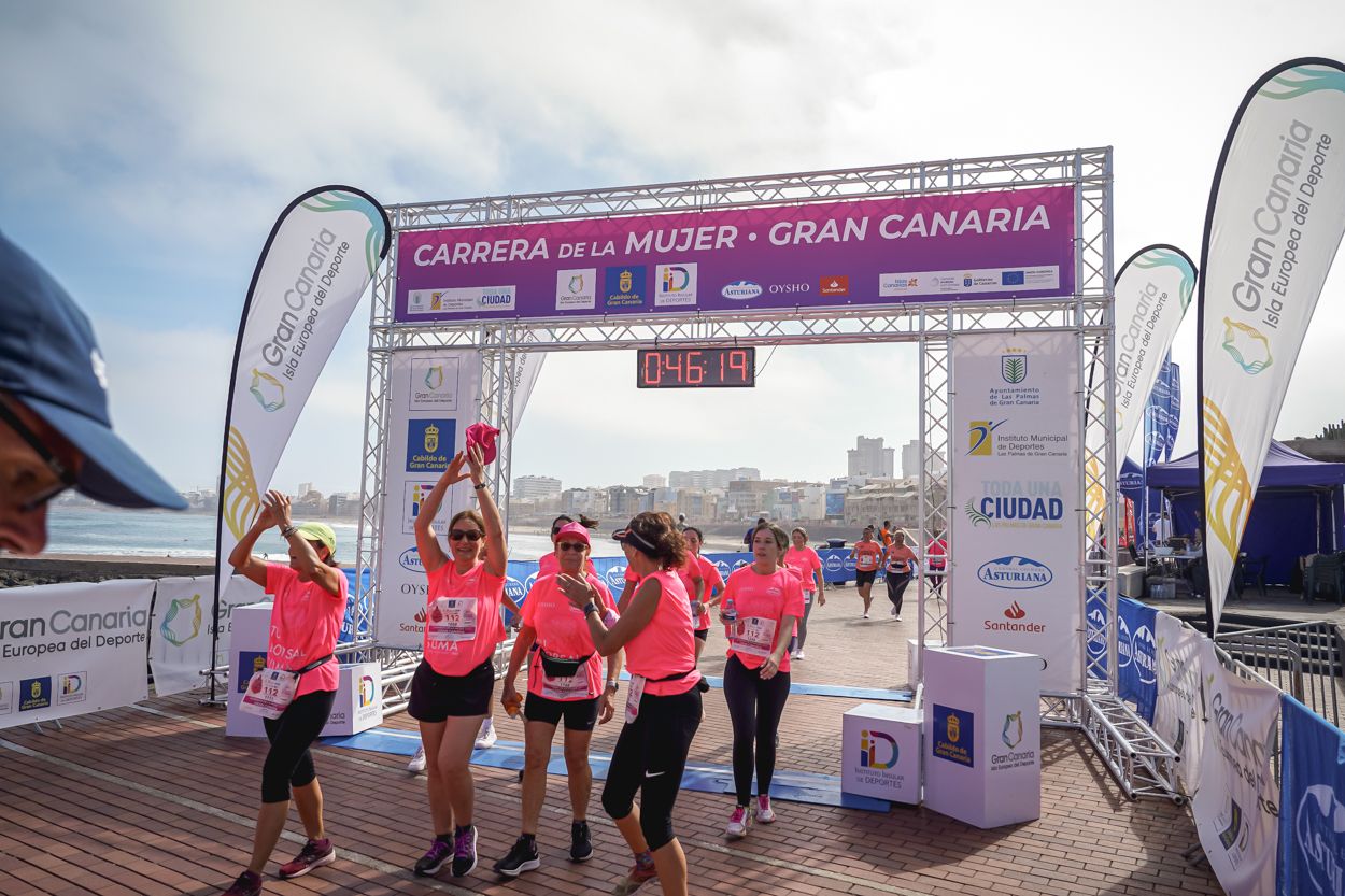 Las fotos de meta de la Carrera de la Mujer de Gran Canaria 11 45 30 15701 O