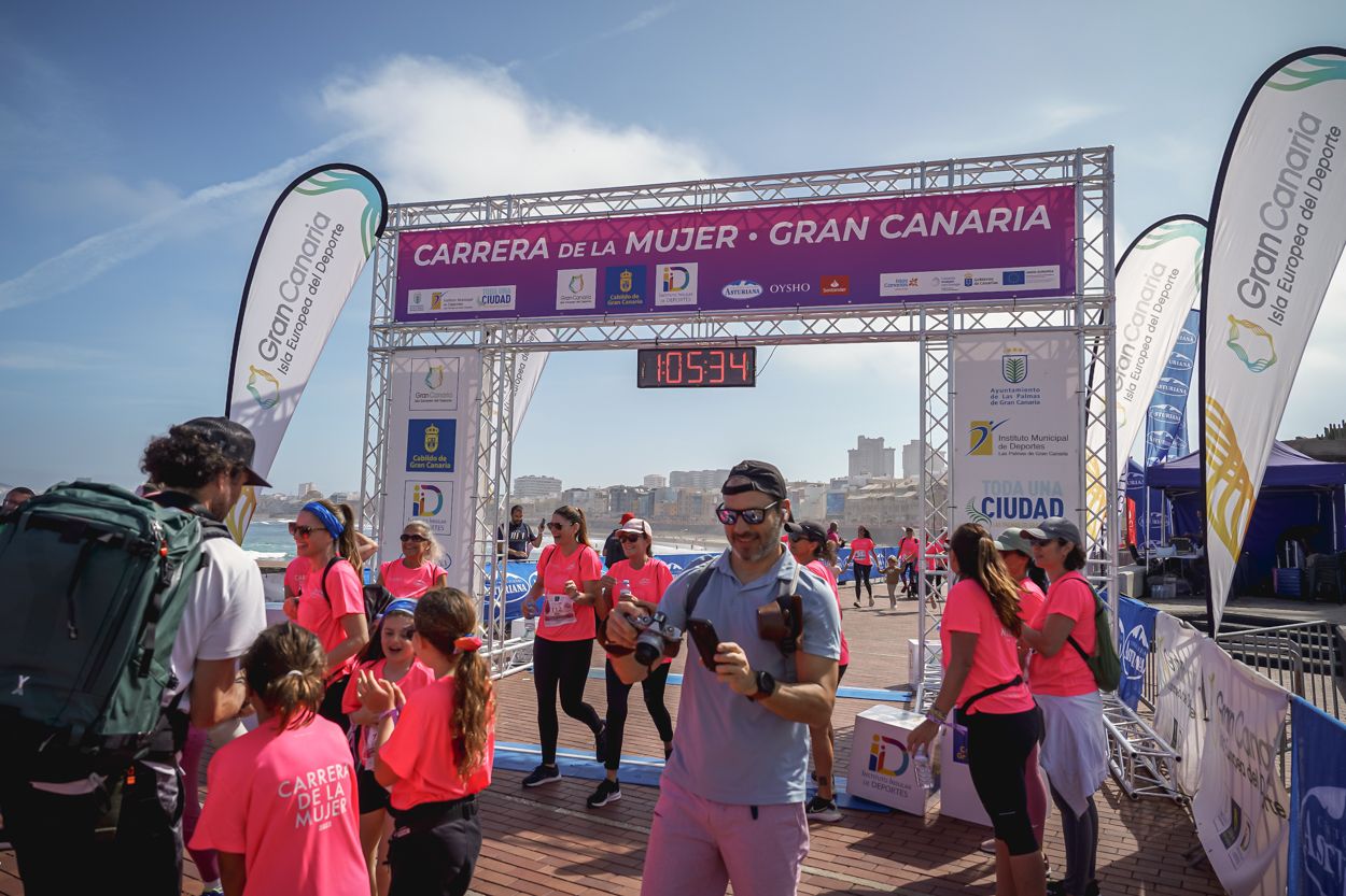 Las fotos de meta de la Carrera de la Mujer de Gran Canaria 12 04 45 15701 O