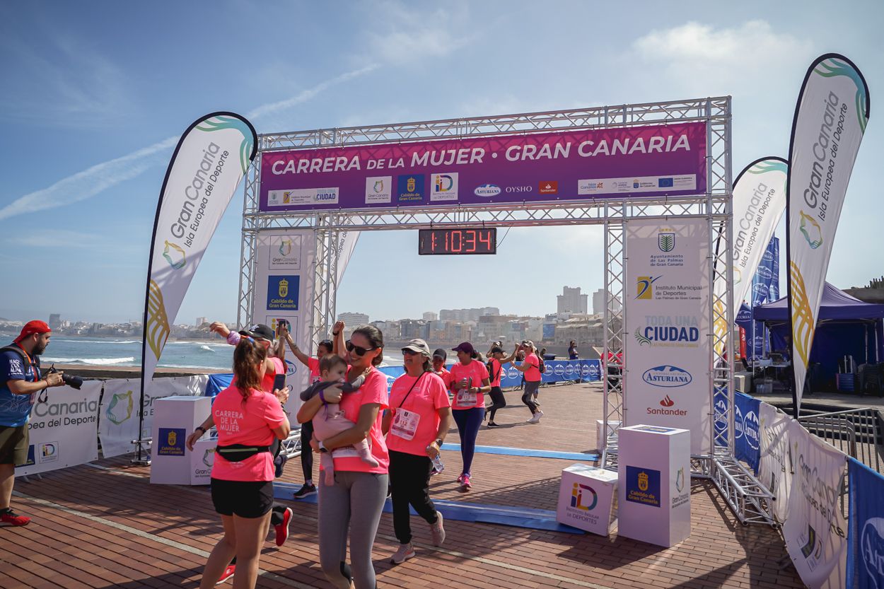Las fotos de meta de la Carrera de la Mujer de Gran Canaria 12 09 45 15701 O