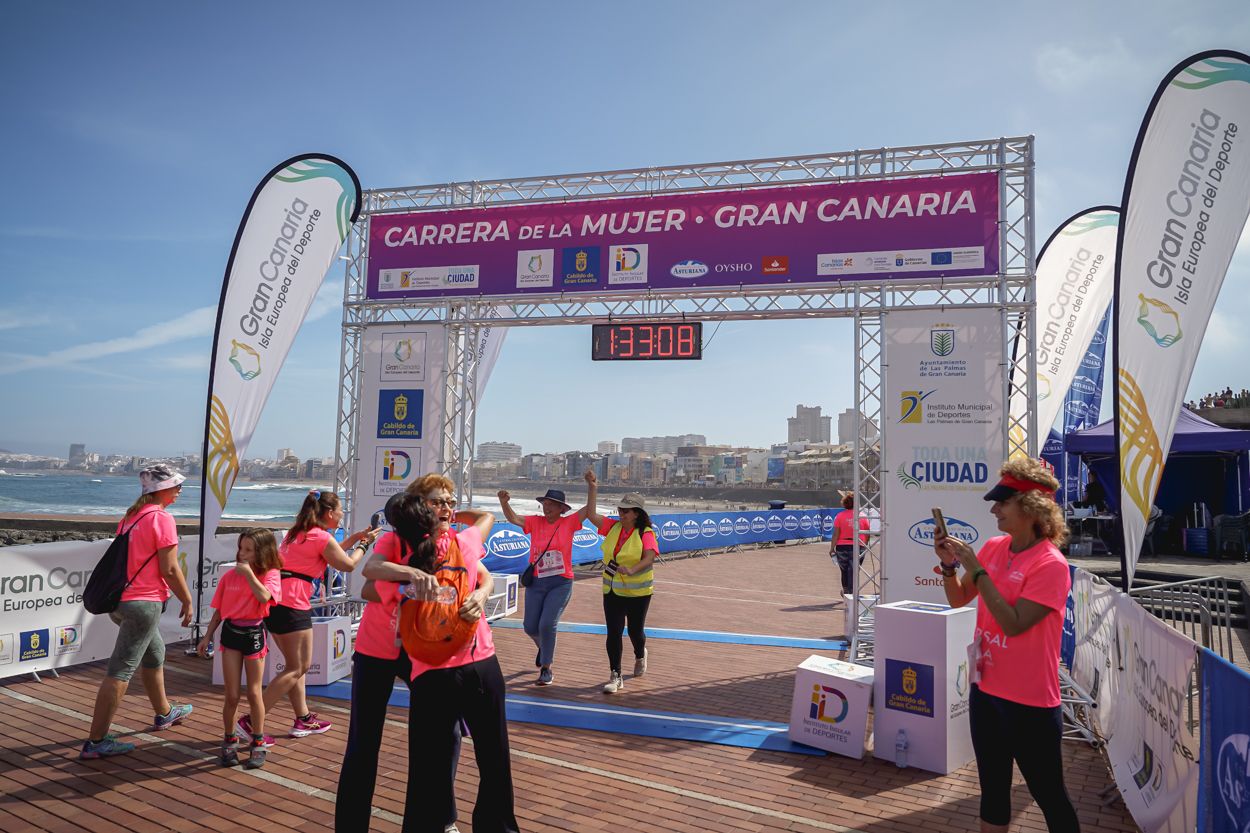 Las fotos de meta de la Carrera de la Mujer de Gran Canaria 12 32 19 15701 O