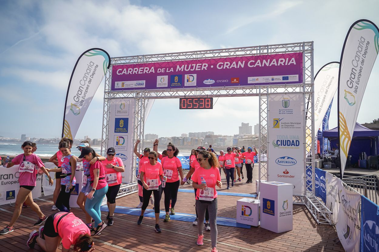 Las fotos de meta de la Carrera de la Mujer de Gran Canaria 11 54 49 15701 O