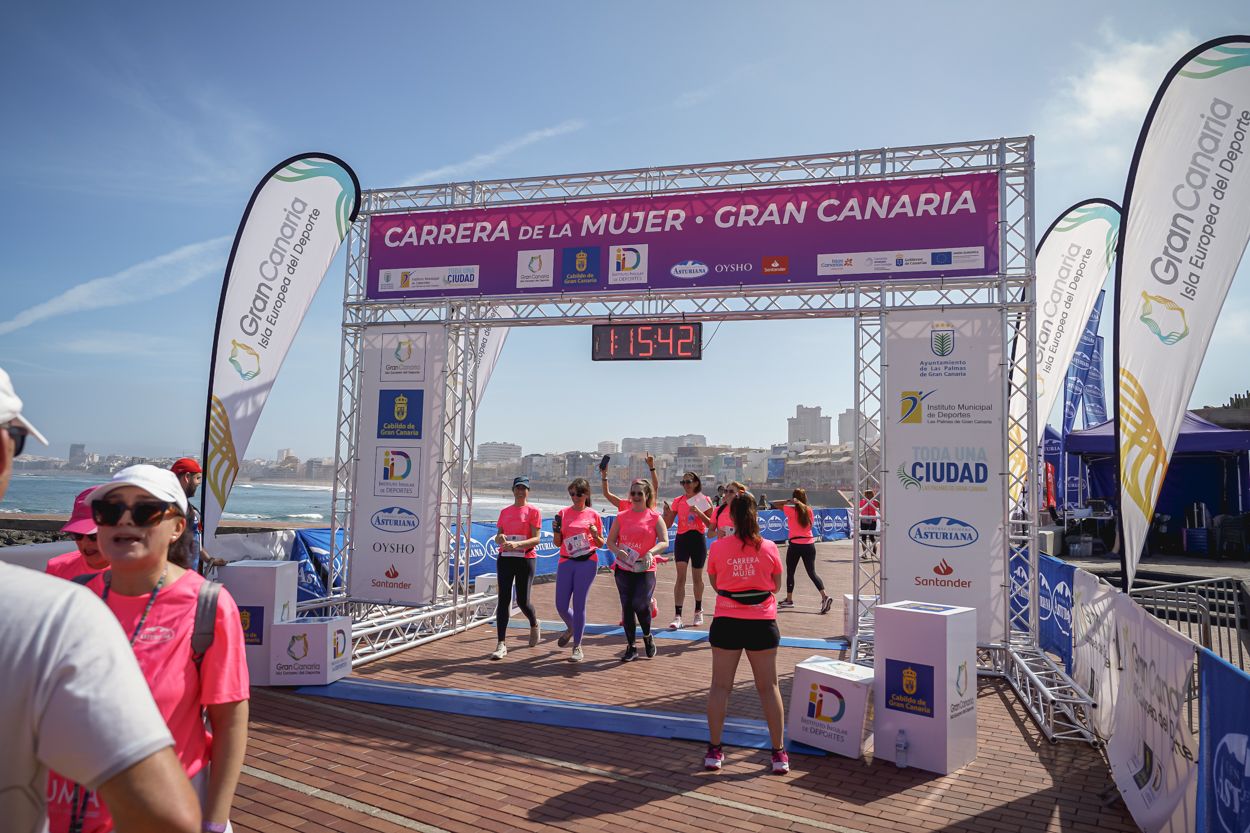 Las fotos de meta de la Carrera de la Mujer de Gran Canaria 12 14 53 15701 O