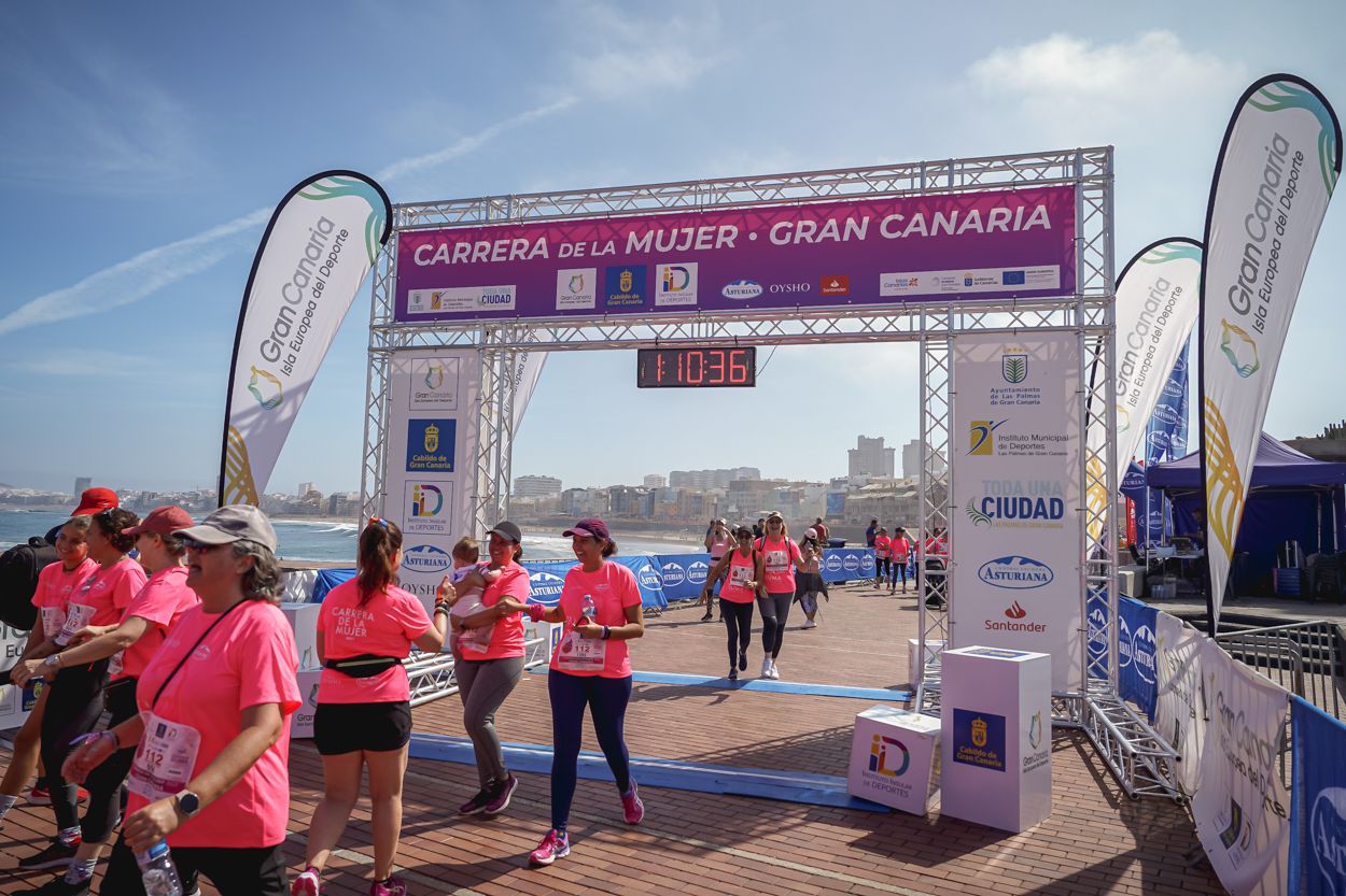 Las fotos de meta de la Carrera de la Mujer de Gran Canaria 12 09 47 15701 O
