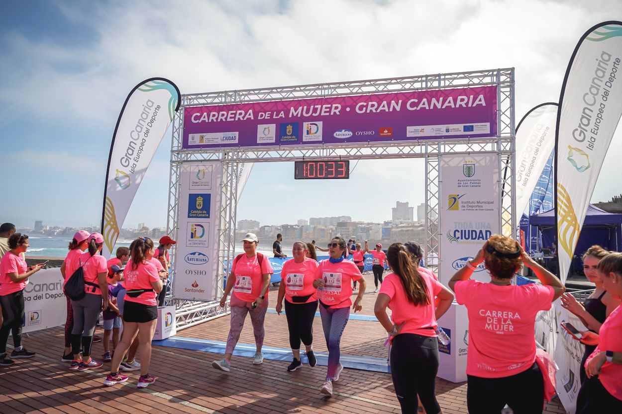 Las fotos de meta de la Carrera de la Mujer de Gran Canaria 11 59 44 15701 O