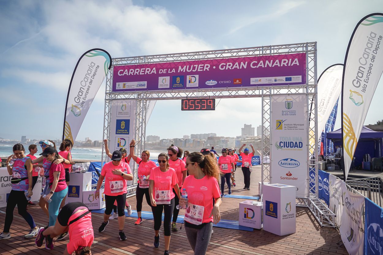 Las fotos de meta de la Carrera de la Mujer de Gran Canaria 11 54 50 15701 O