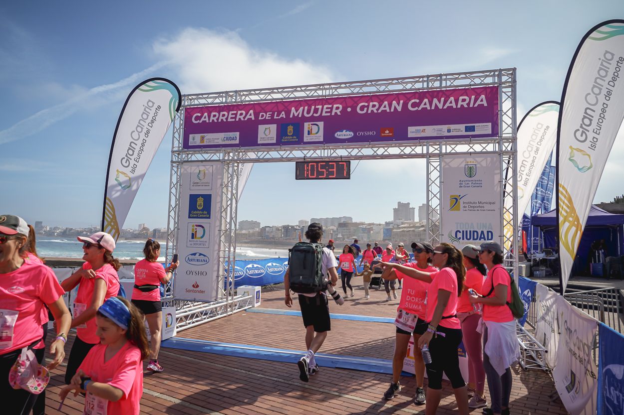 Las fotos de meta de la Carrera de la Mujer de Gran Canaria 12 04 48 15701 O