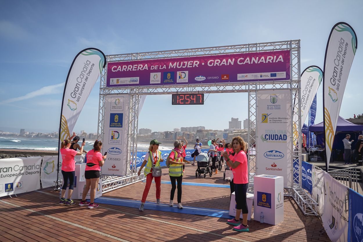 Las fotos de meta de la Carrera de la Mujer de Gran Canaria 12 24 58 15701 O