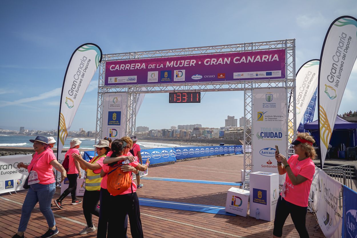 Las fotos de meta de la Carrera de la Mujer de Gran Canaria 12 32 22 15701 O