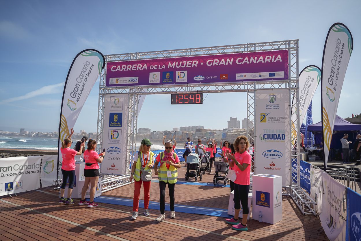 Las fotos de meta de la Carrera de la Mujer de Gran Canaria 12 24 59 15701 O