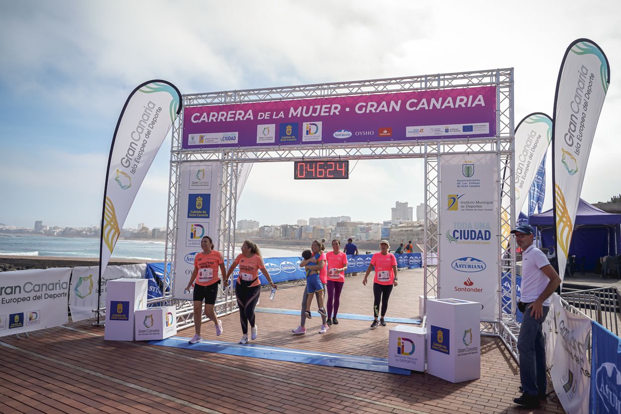Las fotos de meta de la Carrera de la Mujer de Gran Canaria 11 45 35 15701 O