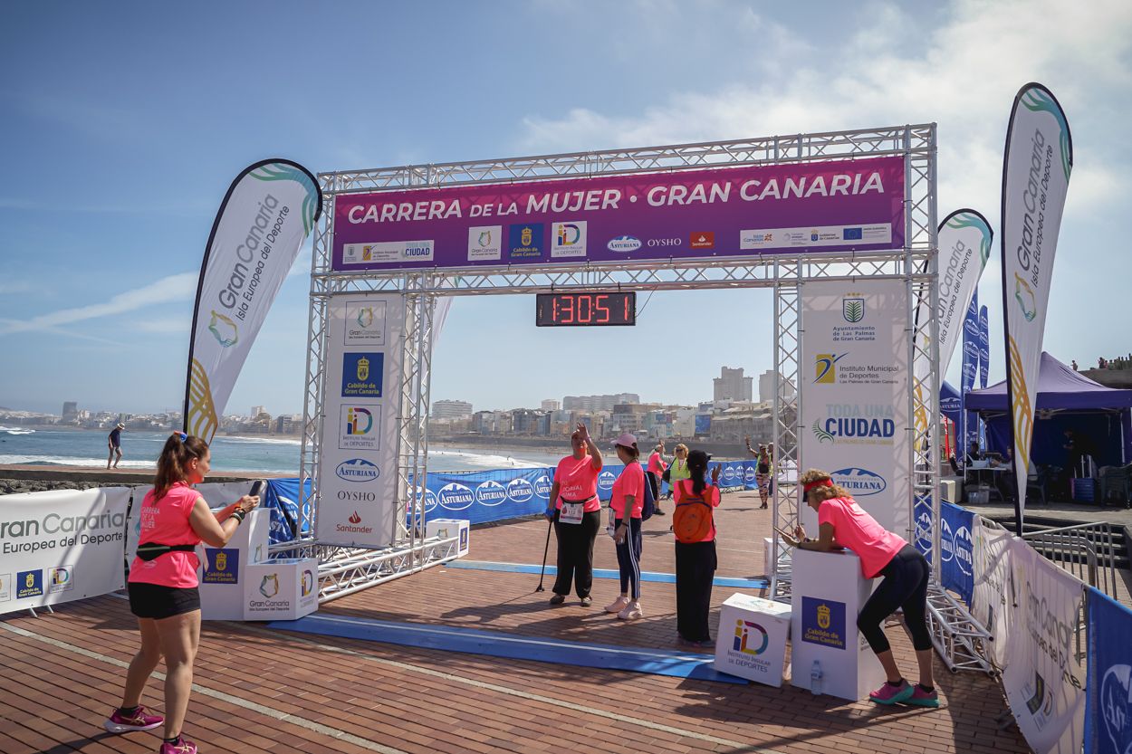 Las fotos de meta de la Carrera de la Mujer de Gran Canaria 12 30 01 15701 O