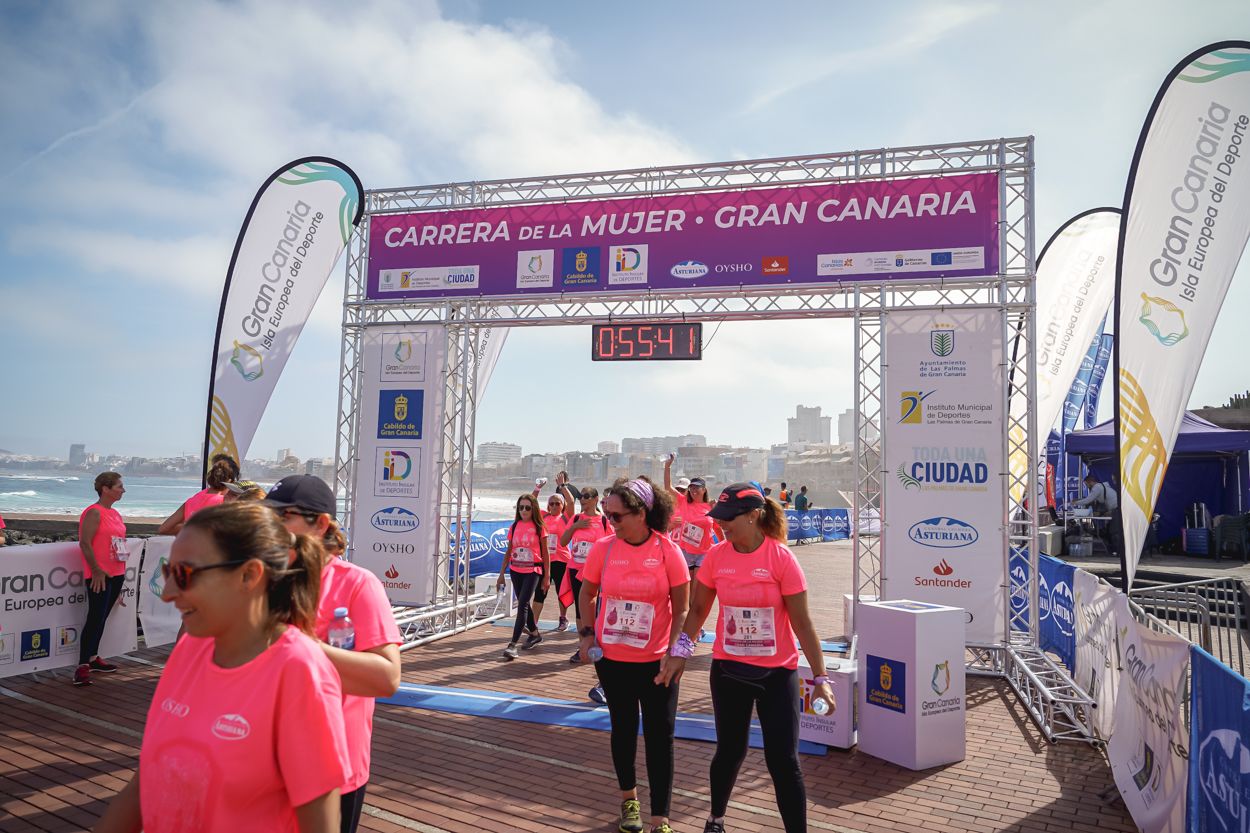 Las fotos de meta de la Carrera de la Mujer de Gran Canaria 11 54 52 15701 O