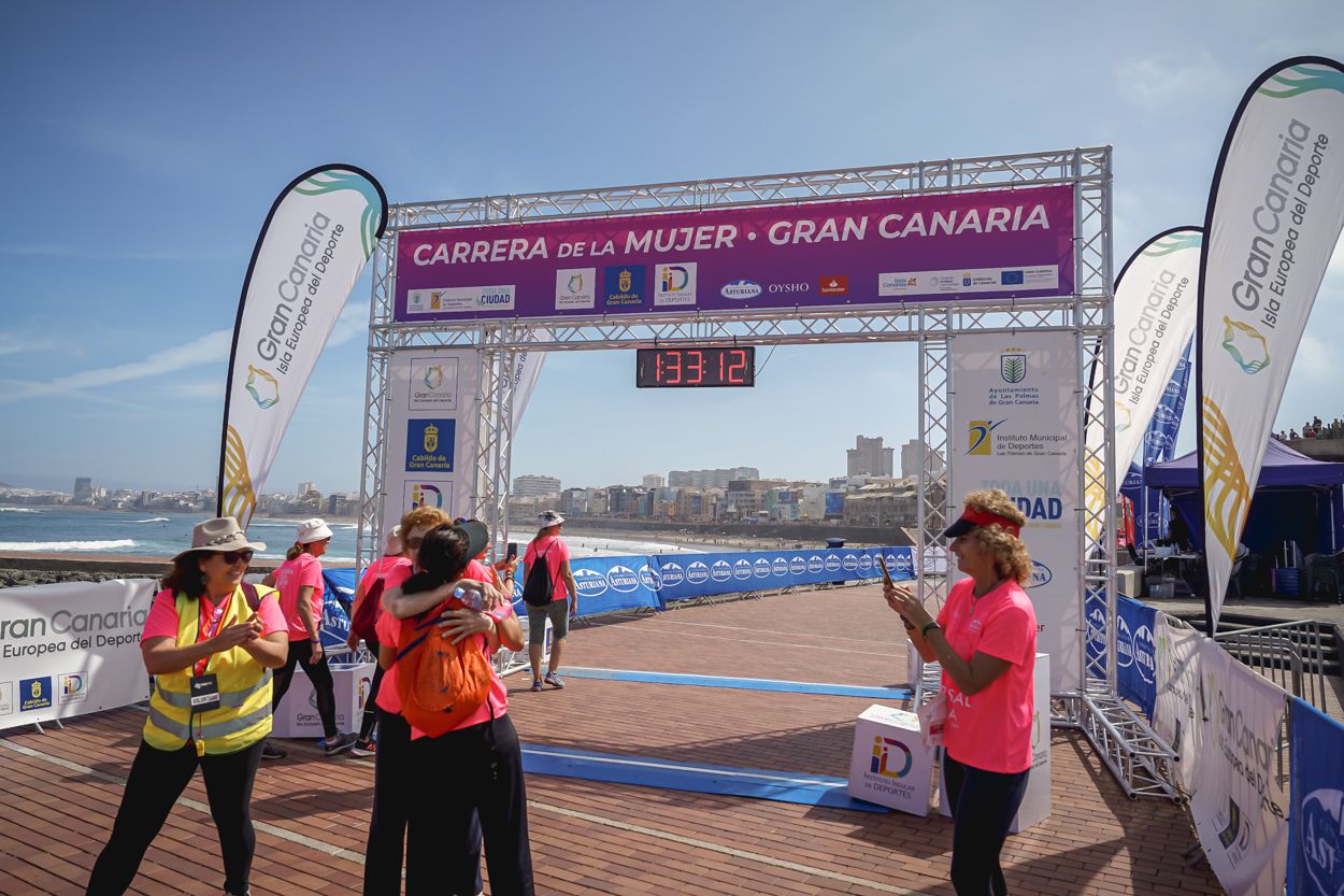 Las fotos de meta de la Carrera de la Mujer de Gran Canaria 12 32 23 15701 O