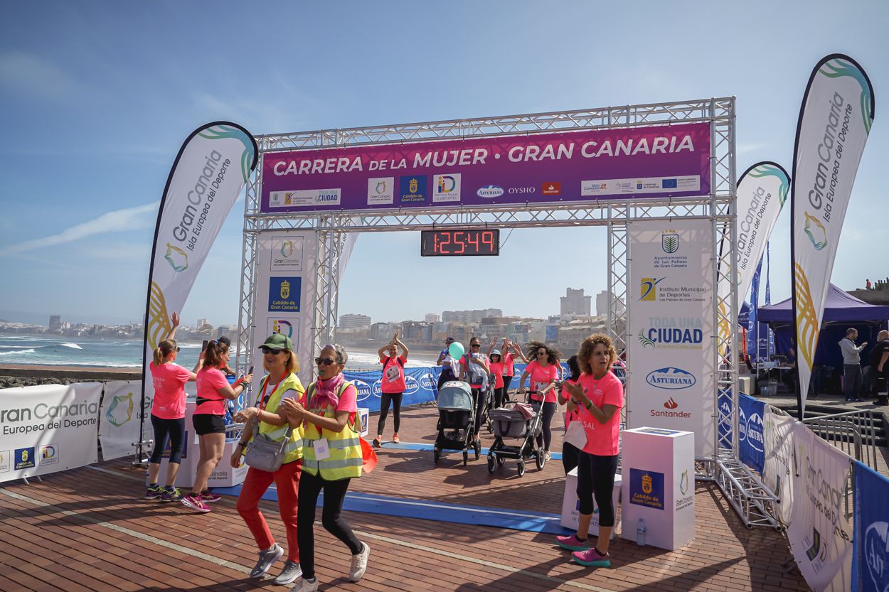 Las fotos de meta de la Carrera de la Mujer de Gran Canaria 12 25 00 15701 O