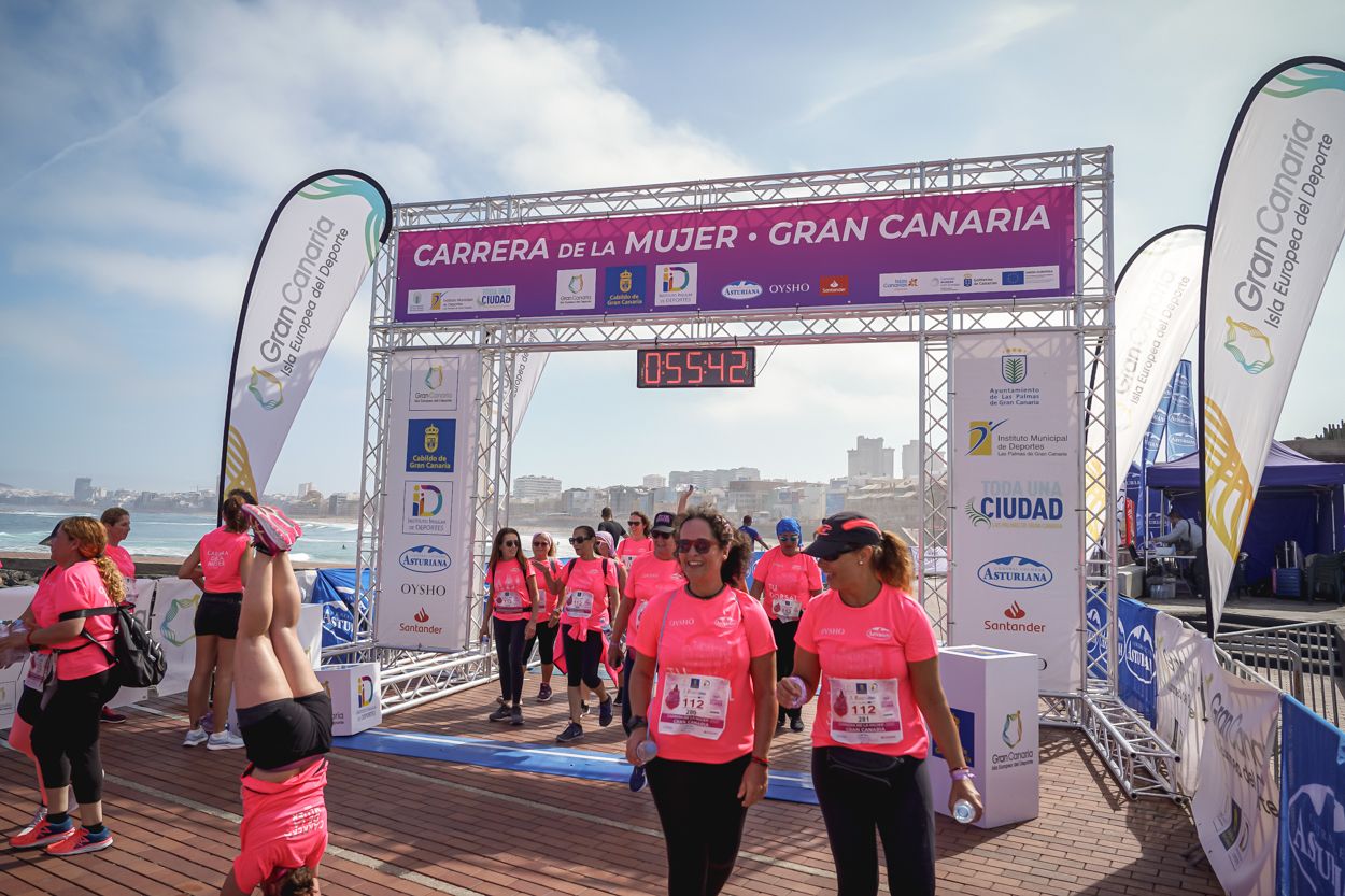 Las fotos de meta de la Carrera de la Mujer de Gran Canaria 11 54 53 15701 O