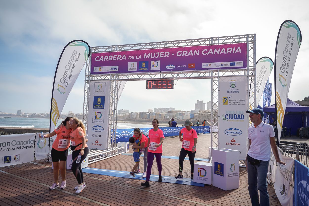 Las fotos de meta de la Carrera de la Mujer de Gran Canaria 11 45 37 15701 O