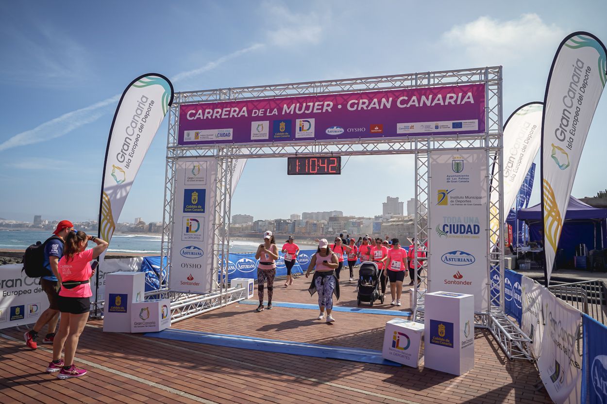 Las fotos de meta de la Carrera de la Mujer de Gran Canaria 12 09 53 15701 O