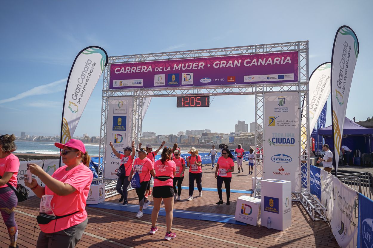 Las fotos de meta de la Carrera de la Mujer de Gran Canaria 12 20 01 15701 O