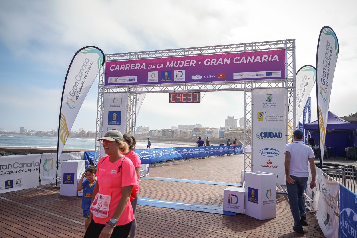 Las fotos de meta de la Carrera de la Mujer de Gran Canaria 11 45 40 15701 O