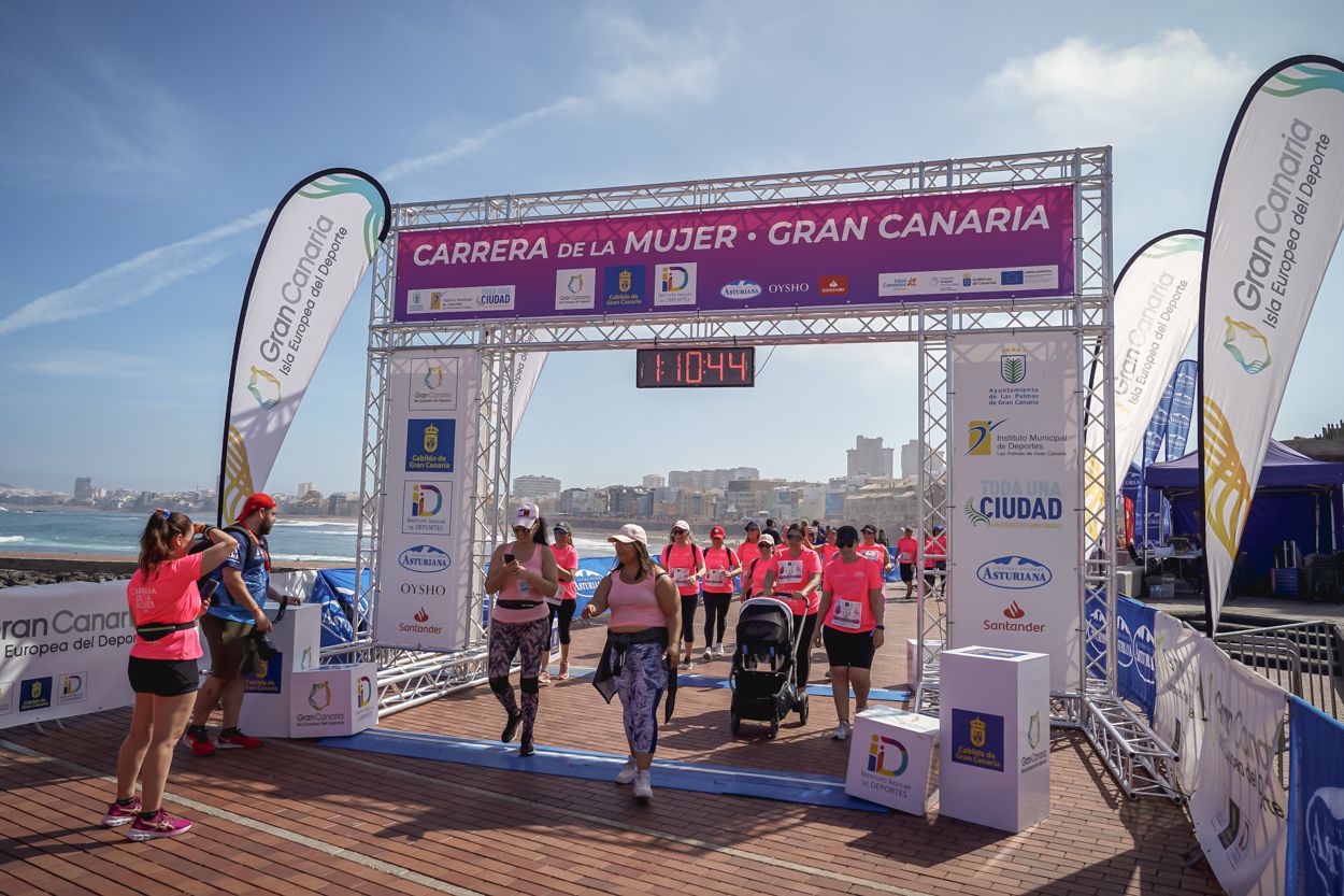 Las fotos de meta de la Carrera de la Mujer de Gran Canaria 12 09 55 15701 O