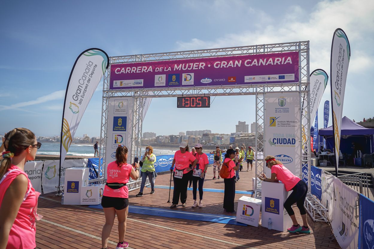 Las fotos de meta de la Carrera de la Mujer de Gran Canaria 12 30 07 15701 O