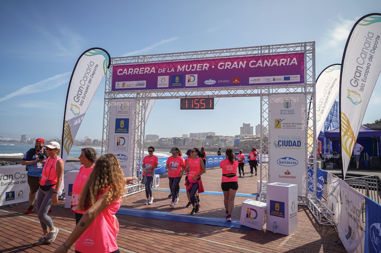 Las fotos de meta de la Carrera de la Mujer de Gran Canaria 12 15 02 15701 O