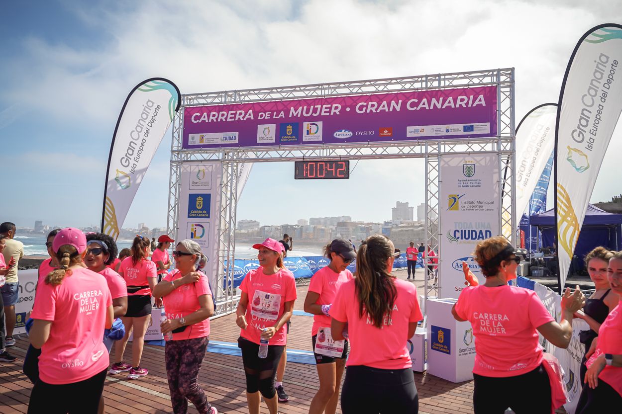Las fotos de meta de la Carrera de la Mujer de Gran Canaria 11 59 53 15701 O