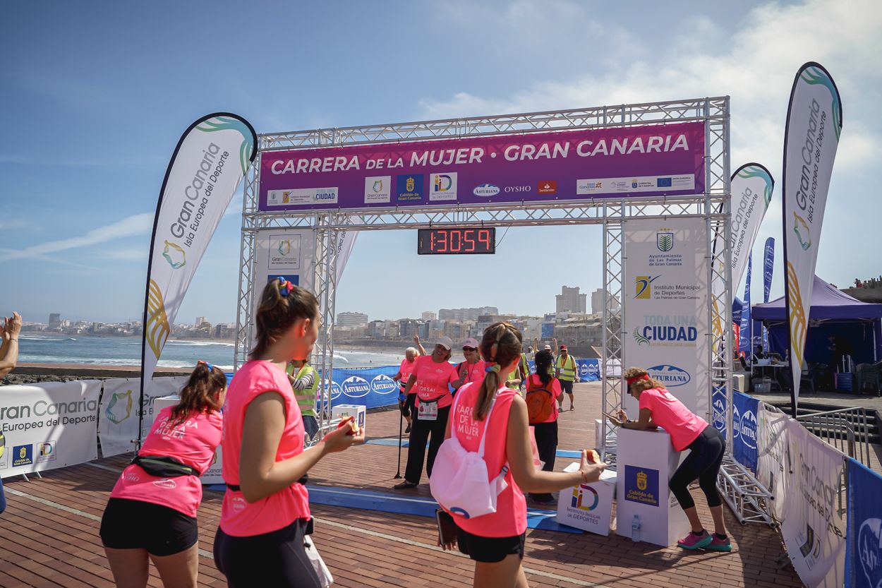 Las fotos de meta de la Carrera de la Mujer de Gran Canaria 12 30 09 15701 O